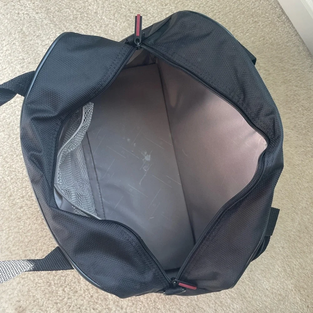 Samsonite Duffle Bag - Picture 3 of 4